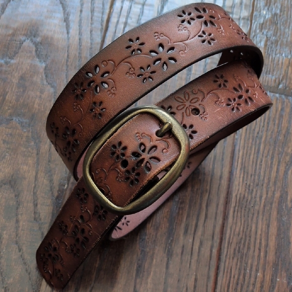 Floral Embossed Cut-Out Brown Genuine Leather Belt with Vintage Brass Buckle, S - Picture 1 of 15